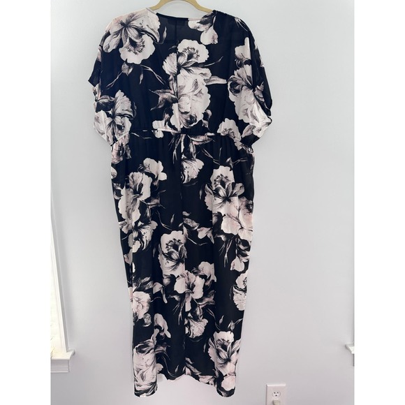 Peach Love Women's One Size Boho Black and Tan Floral Maxi Open Front Kimono - Picture 7 of 8